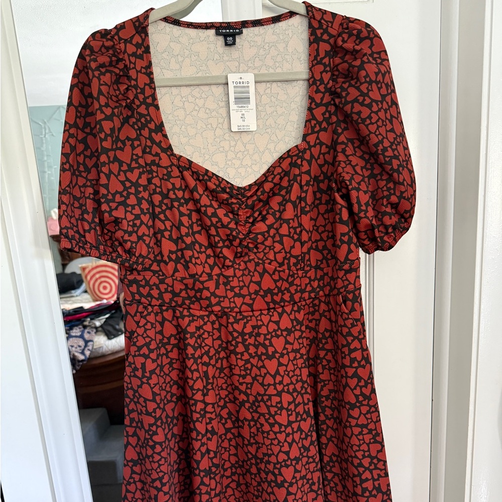 TORRID HEARTS Puff Sleeve Textured Hearts Sweatheart Neck Dress! NWT!